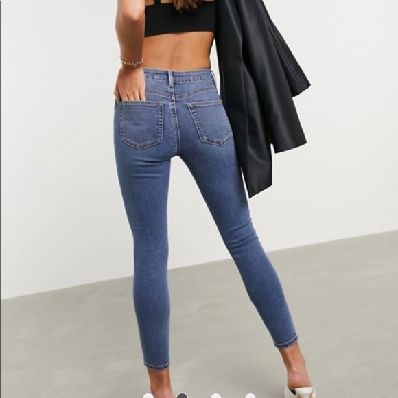 ASOS Petite Ridley High Waisted Jeans - Picture 5 of 7